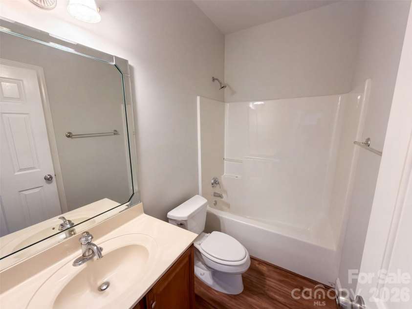 5102 Summerell Avenue, Gastonia, NC 28056.  MLS# CAR4434333, YatesRealty ID 56410. 