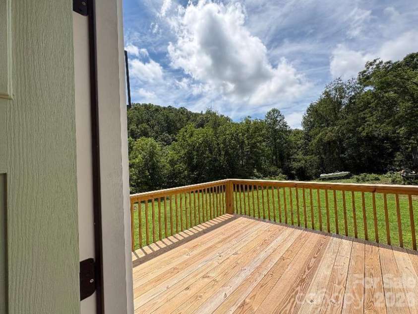 3786 US 70 Highway, Marion, NC 28752.  MLS# CAR4411713, YatesRealty ID 56412. 