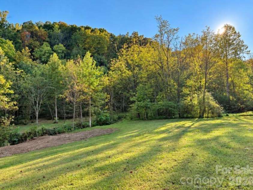 3786 US 70 Highway, Marion, NC 28752.  MLS# CAR4411713, YatesRealty ID 56412. 