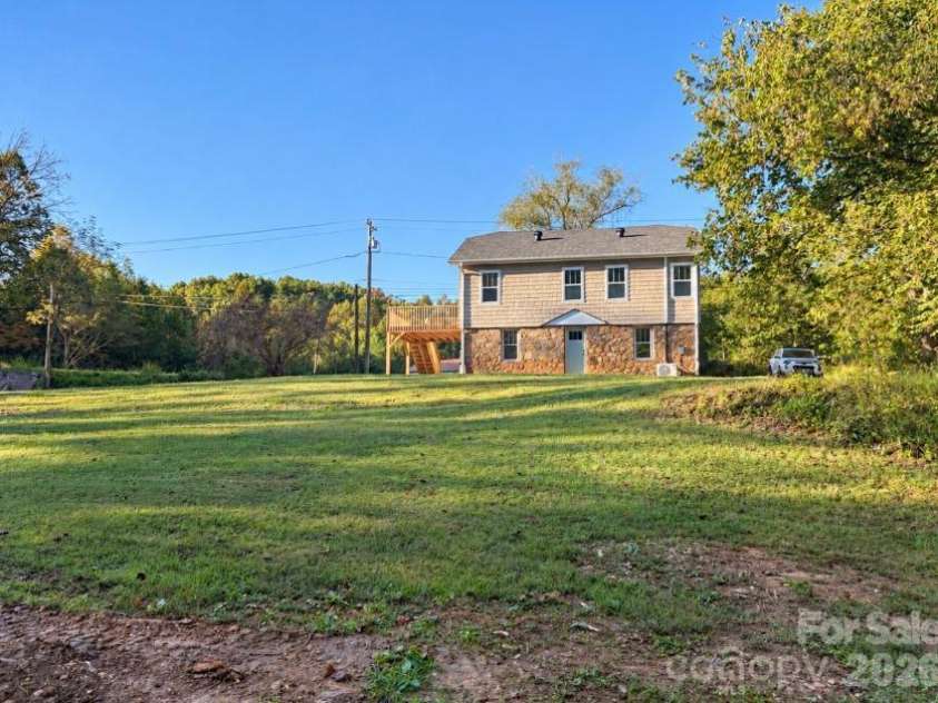 3786 US 70 Highway, Marion, NC 28752.  MLS# CAR4411713, YatesRealty ID 56412. 