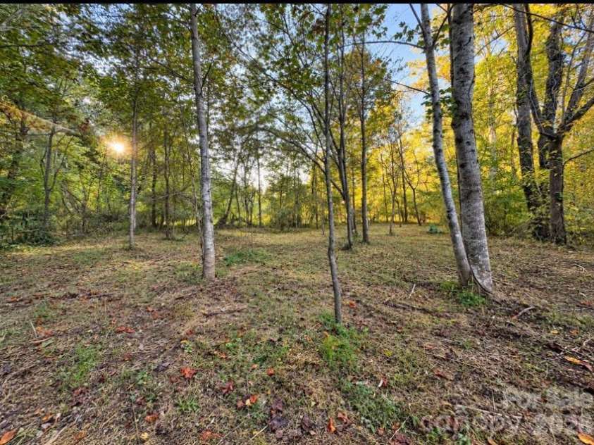3786 US 70 Highway, Marion, NC 28752.  MLS# CAR4411713, YatesRealty ID 56412. 