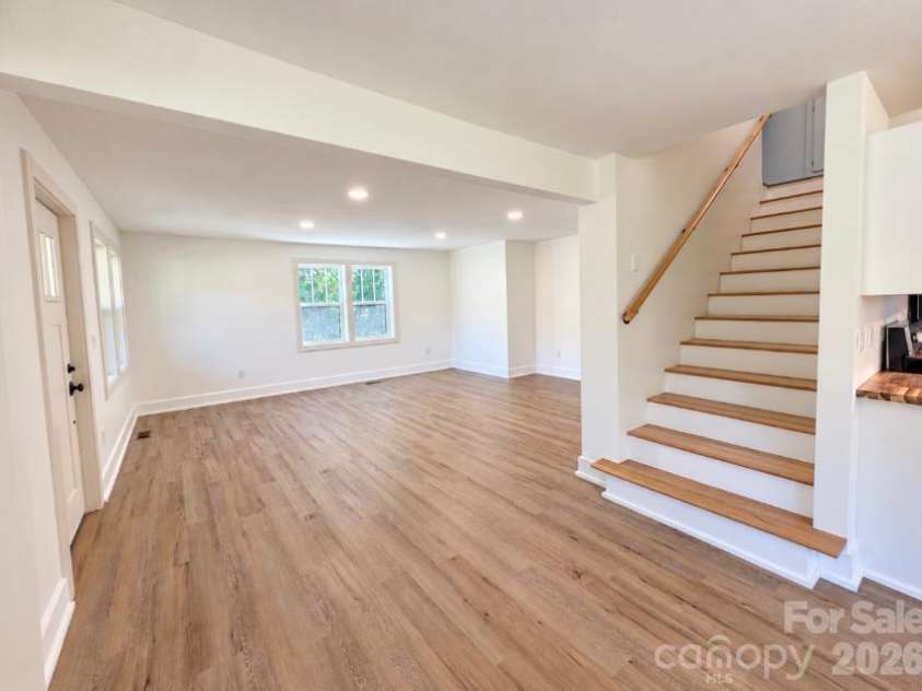 3786 US 70 Highway, Marion, NC 28752.  MLS# CAR4411713, YatesRealty ID 56412. 