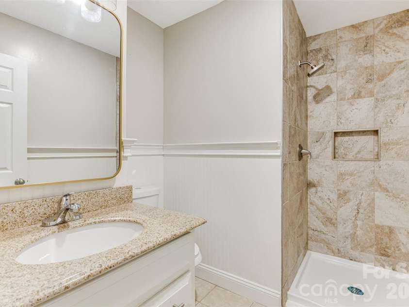 929 Leonard Street, Southport, NC 28461.  MLS# CAR4432785, YatesRealty ID 56415. 