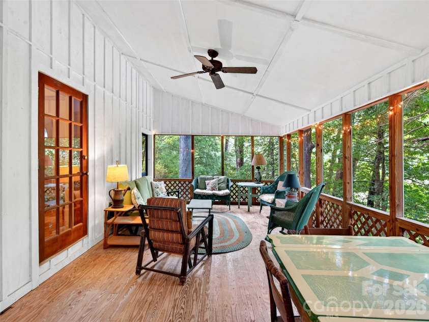 138 Gowan Point, Marion, NC 28752.  MLS# CAR4434012, YatesRealty ID 56416. 