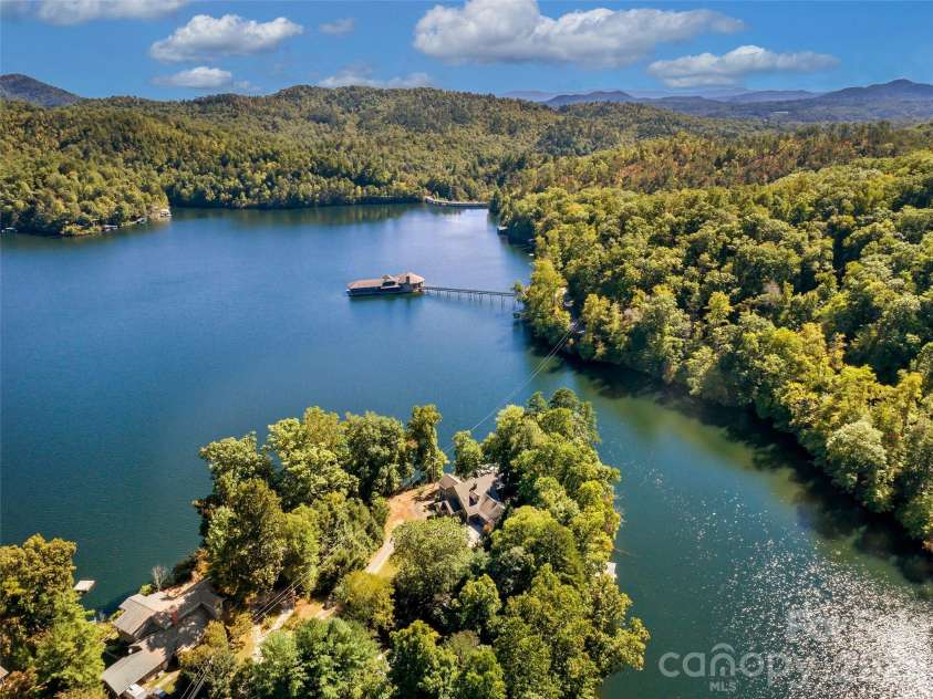 138 Gowan Point, Marion, NC 28752.  MLS# CAR4434012, YatesRealty ID 56416. 