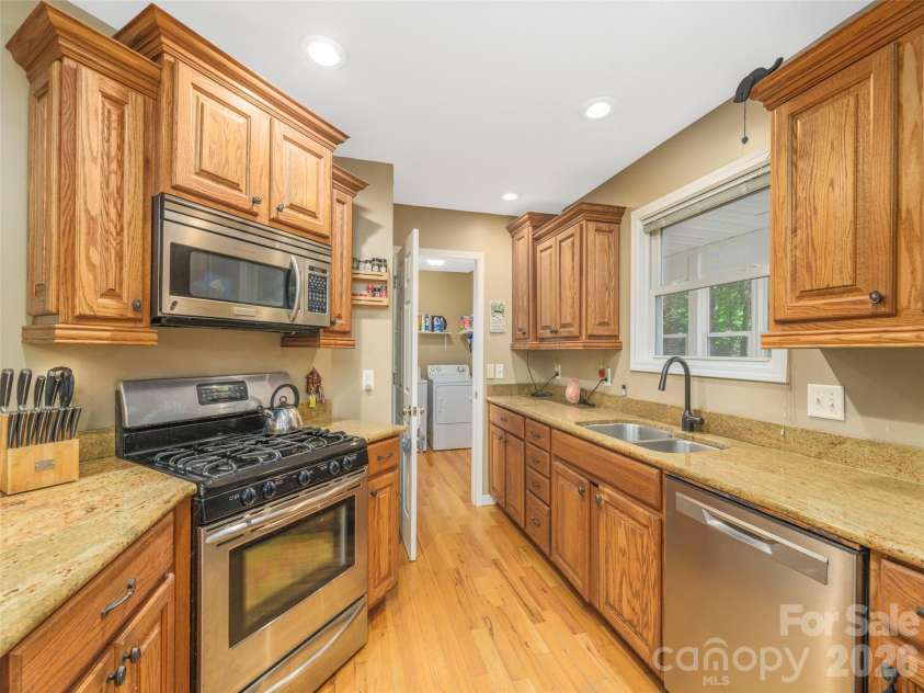 222 Serenity Drive, Waynesville, NC 28785.  MLS# CAR4433112, YatesRealty ID 56418. 