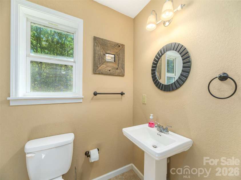 222 Serenity Drive, Waynesville, NC 28785.  MLS# CAR4433112, YatesRealty ID 56418. 
