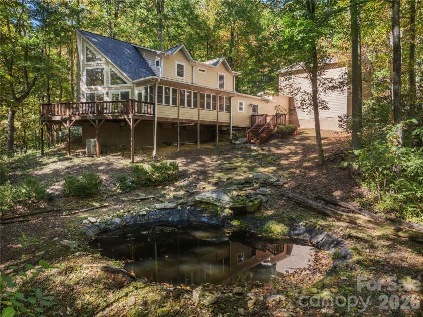222 Serenity Drive, Waynesville, NC 28785.  MLS# CAR4433112, YatesRealty ID 56418. 