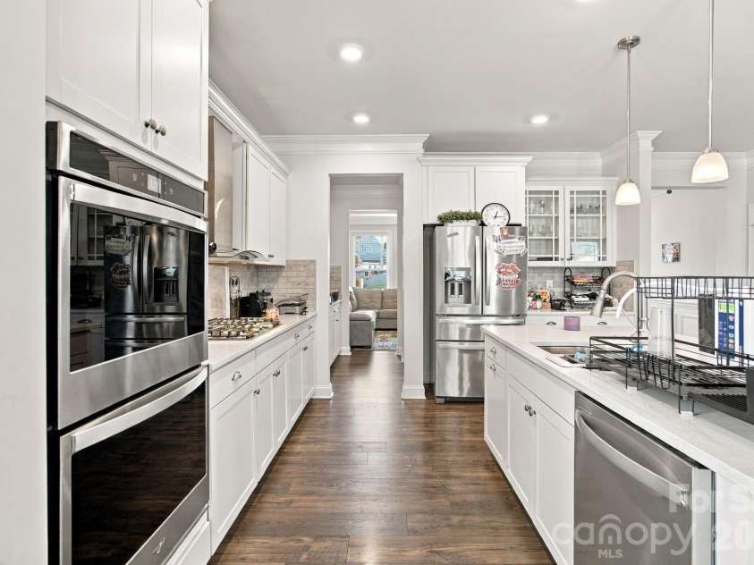 180 Longleaf Drive, Mooresville, NC 28117.  MLS# CAR4425450, YatesRealty ID 56419. 