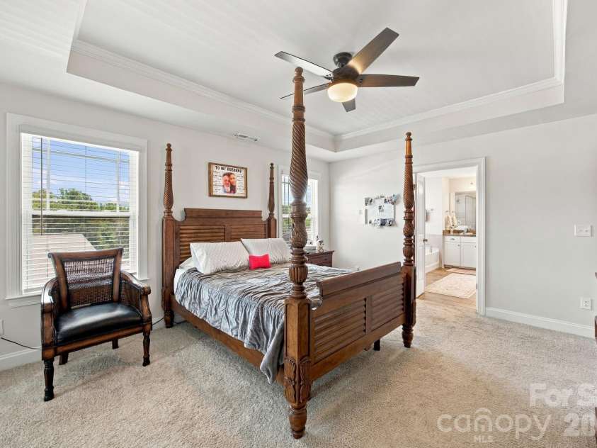 180 Longleaf Drive, Mooresville, NC 28117.  MLS# CAR4425450, YatesRealty ID 56419. 