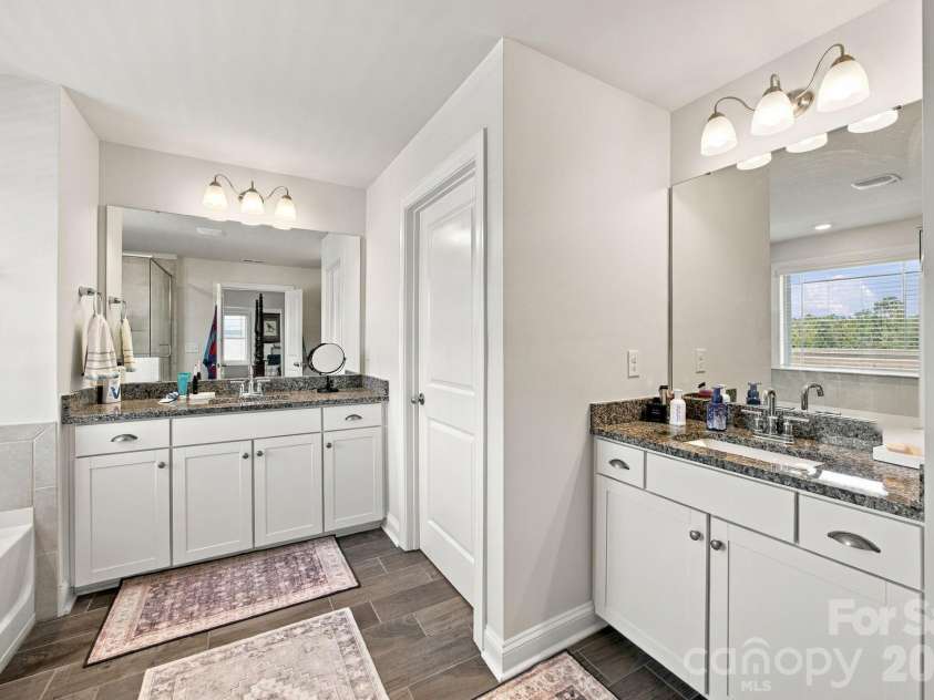 180 Longleaf Drive, Mooresville, NC 28117.  MLS# CAR4425450, YatesRealty ID 56419. 