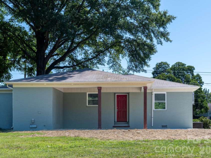 108 Little Texas Road, Kannapolis, NC 28083.  MLS# CAR4335230, YatesRealty ID 5642. 