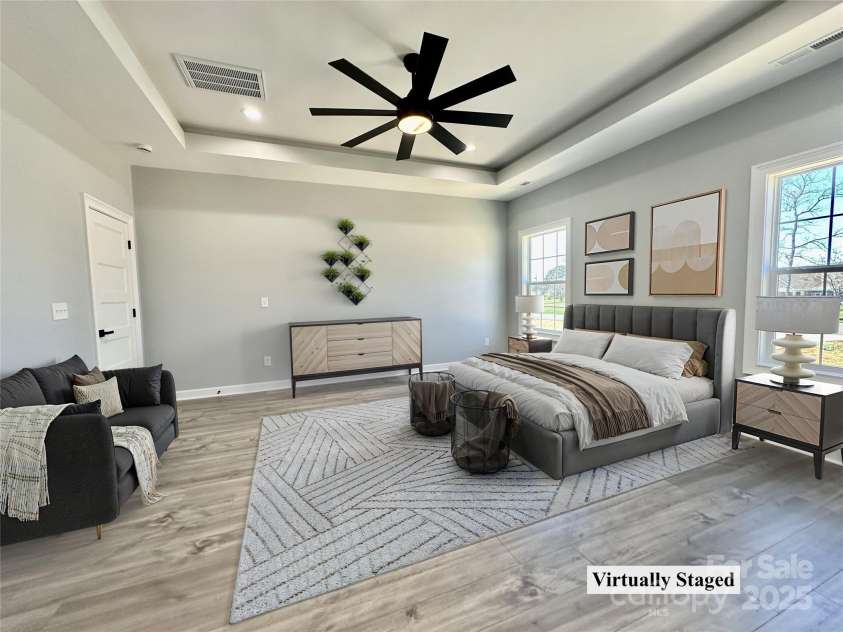 167 Harbor Point Drive, Cherryville, NC 28021.  MLS# CAR4235437, YatesRealty ID 5642. 