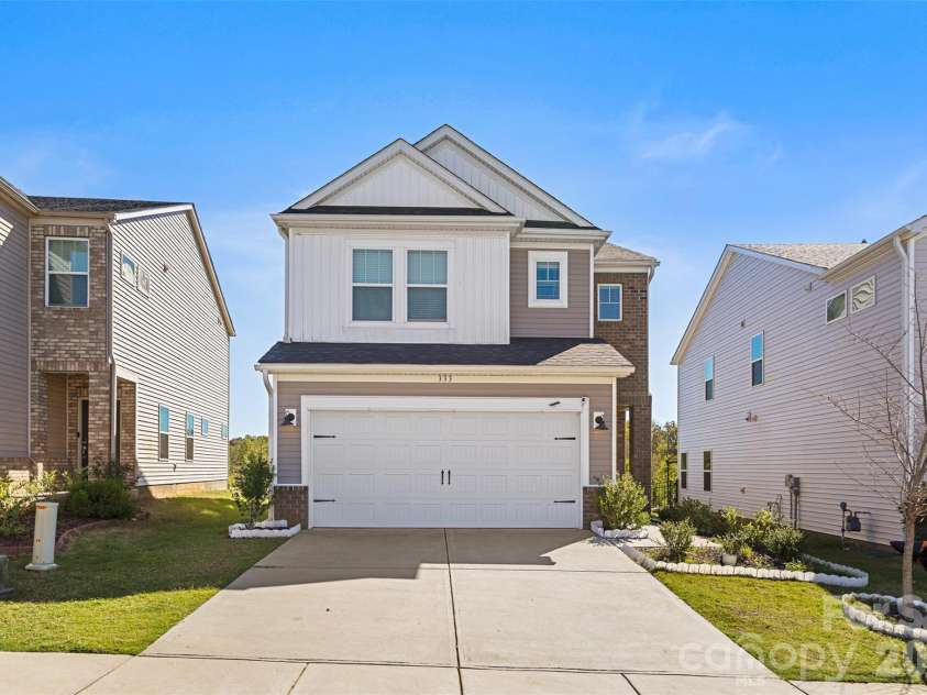 333 Hyssop Court, Fort Mill, SC 29715.  MLS# CAR4434309, YatesRealty ID 56420. 