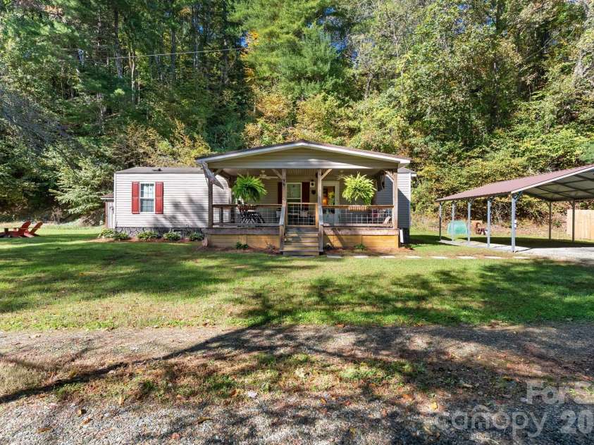 99 Lynn Lane, Glade Valley, NC 28627.  MLS# CAR4434357, YatesRealty ID 56422. 