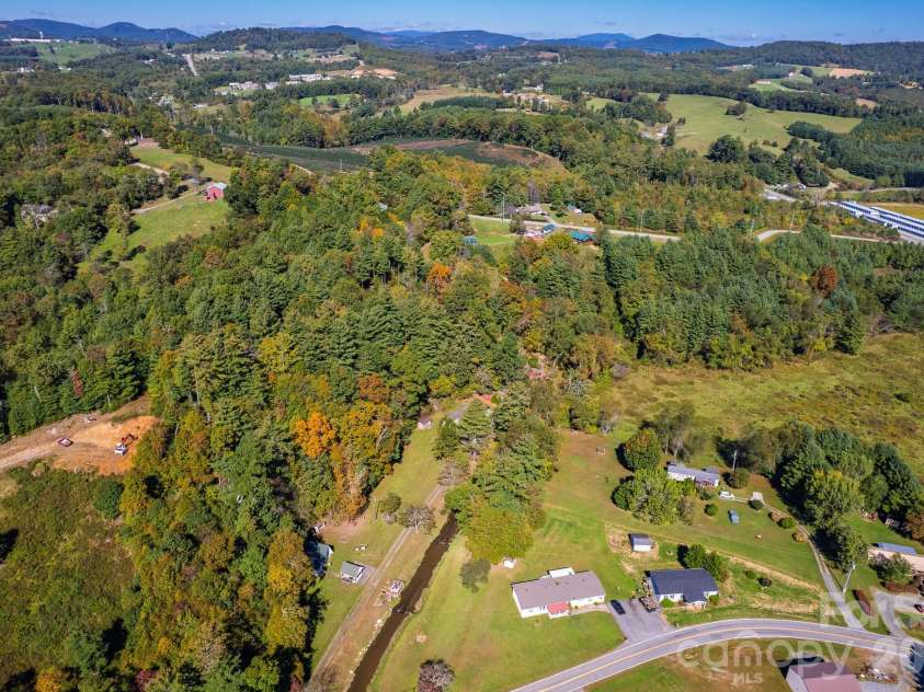 99 Lynn Lane, Glade Valley, NC 28627.  MLS# CAR4434357, YatesRealty ID 56422. 