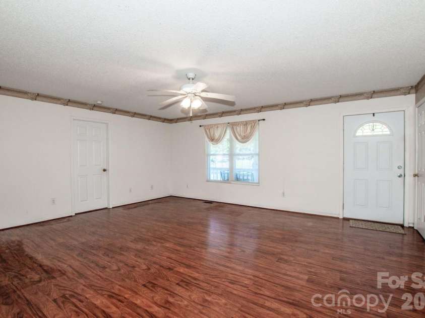 110 Joseph Lane, Mooresville, NC 28115.  MLS# CAR4434363, YatesRealty ID 56425. 
