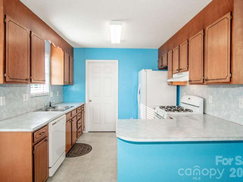 110 Joseph Lane, Mooresville, NC 28115.  MLS# CAR4434363, YatesRealty ID 56425. 