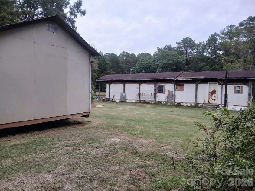 5916 Hightower Road, Fort Lawn, SC 29714.  MLS# CAR4434370, YatesRealty ID 56426. 