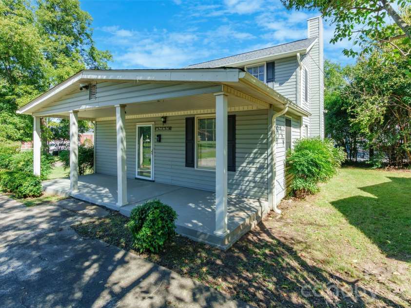 1050 Park Avenue Extension, Rock Hill, SC 29732.  MLS# CAR4433866, YatesRealty ID 56427. 