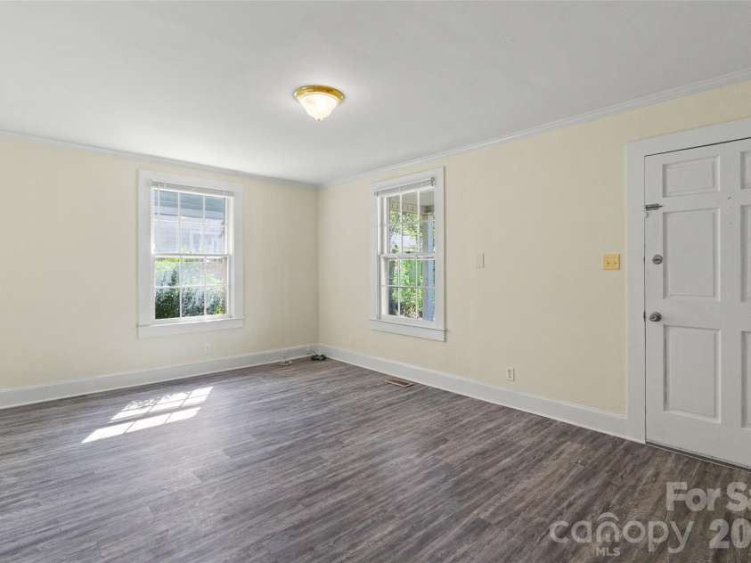 1050 Park Avenue Extension, Rock Hill, SC 29732.  MLS# CAR4433866, YatesRealty ID 56427. 