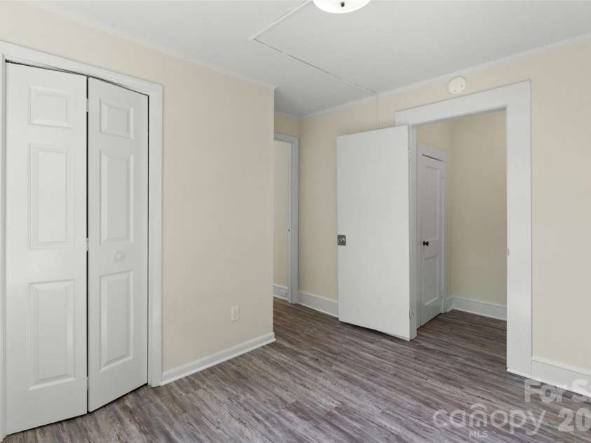 1050 Park Avenue Extension, Rock Hill, SC 29732.  MLS# CAR4433866, YatesRealty ID 56427. 