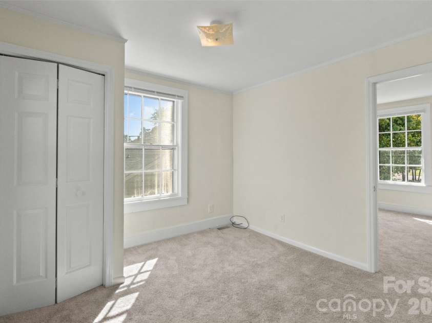 1050 Park Avenue Extension, Rock Hill, SC 29732.  MLS# CAR4433866, YatesRealty ID 56427. 
