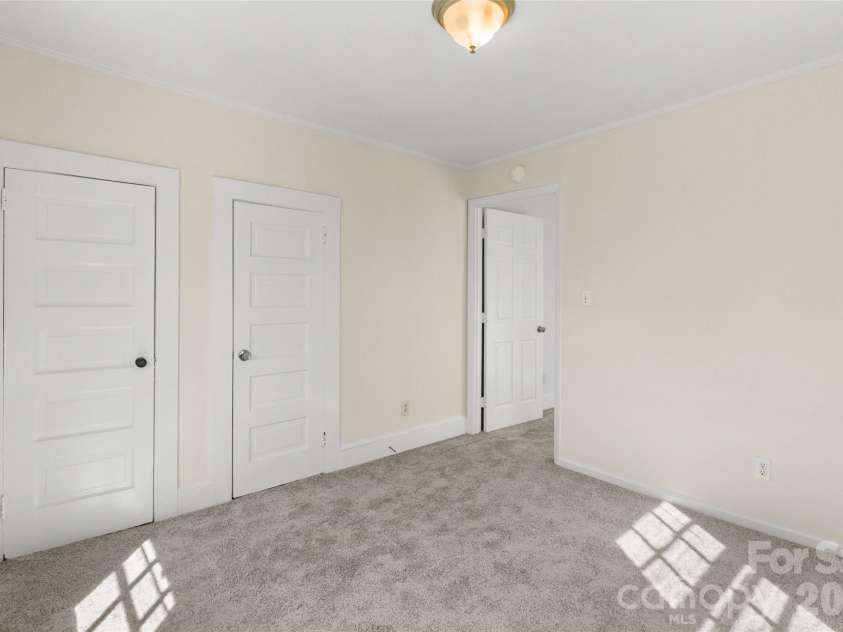 1050 Park Avenue Extension, Rock Hill, SC 29732.  MLS# CAR4433866, YatesRealty ID 56427. 