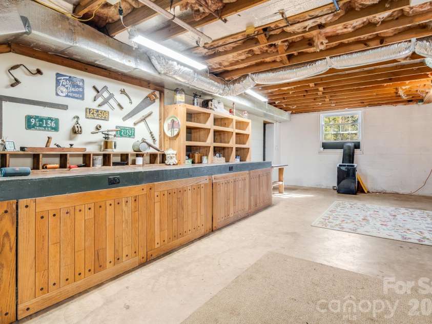 165 Horizon View Drive, Horse Shoe, NC 28742.  MLS# CAR4434165, YatesRealty ID 56428. 