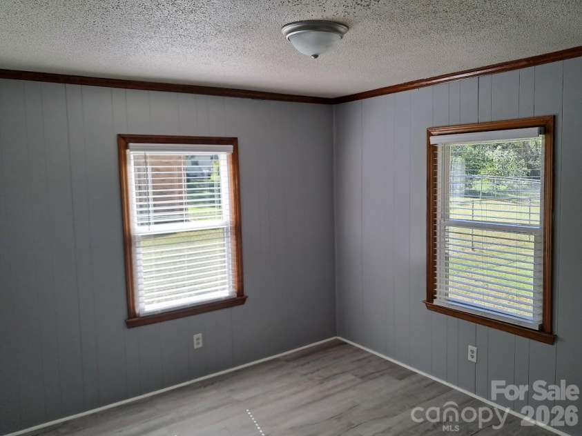 1323 Second Street, Gastonia, NC 28054.  MLS# CAR4432224, YatesRealty ID 56429. 
