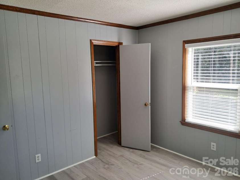 1323 Second Street, Gastonia, NC 28054.  MLS# CAR4432224, YatesRealty ID 56429. 