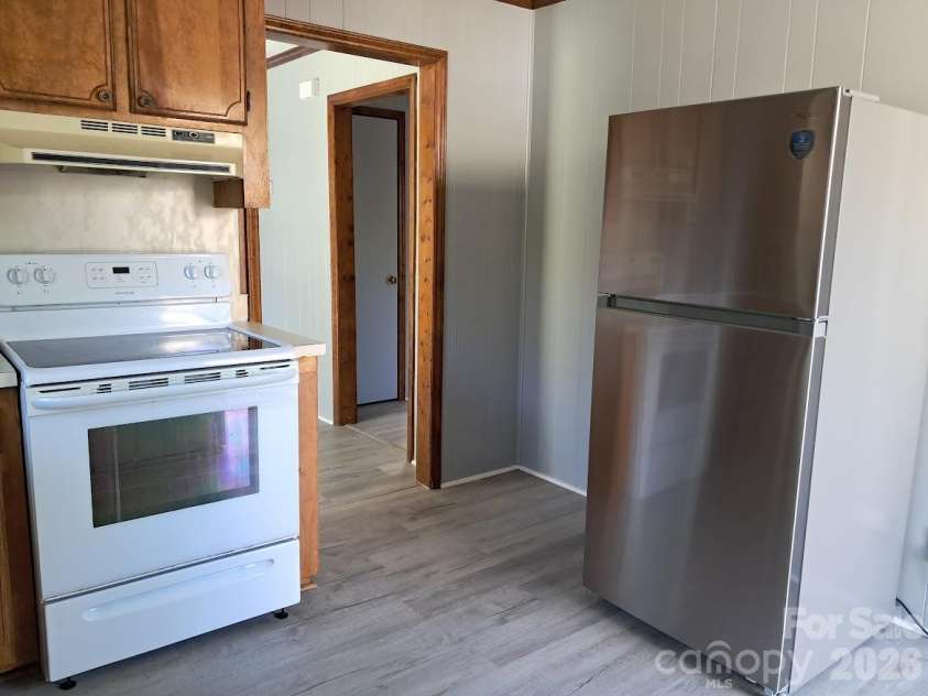 1323 Second Street, Gastonia, NC 28054.  MLS# CAR4432224, YatesRealty ID 56429. 