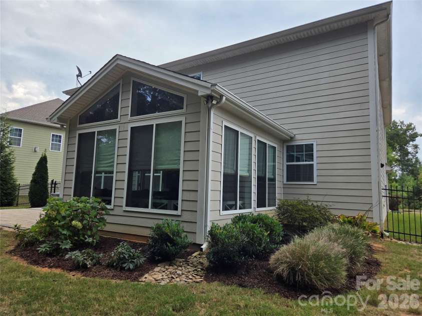 9158 Cantrell Way, Huntersville, NC 28078.  MLS# CAR4434045, YatesRealty ID 56432. 