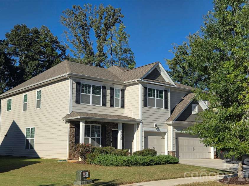 9158 Cantrell Way, Huntersville, NC 28078.  MLS# CAR4434045, YatesRealty ID 56432. 