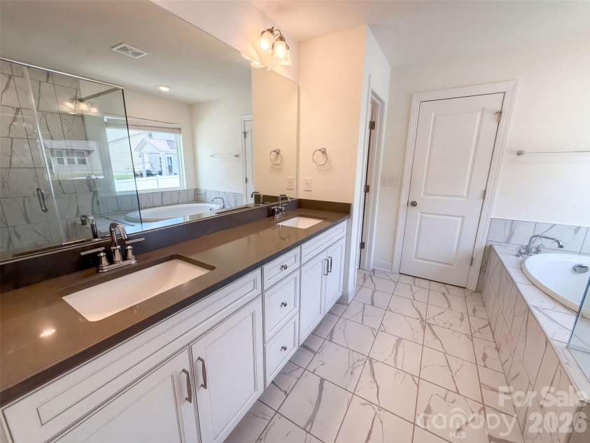 2455 Judson Drive, Gastonia, NC 28054.  MLS# CAR4434382, YatesRealty ID 56433. 