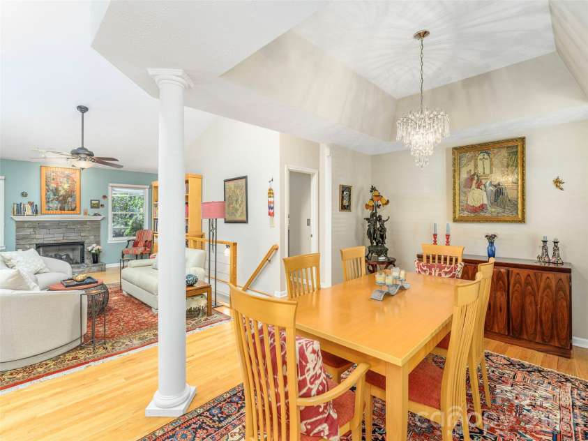 130 Olds Trail, Hendersonville, NC 28739.  MLS# CAR4434379, YatesRealty ID 56440. 