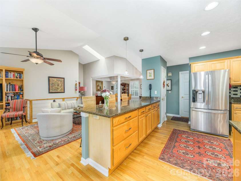 130 Olds Trail, Hendersonville, NC 28739.  MLS# CAR4434379, YatesRealty ID 56440. 