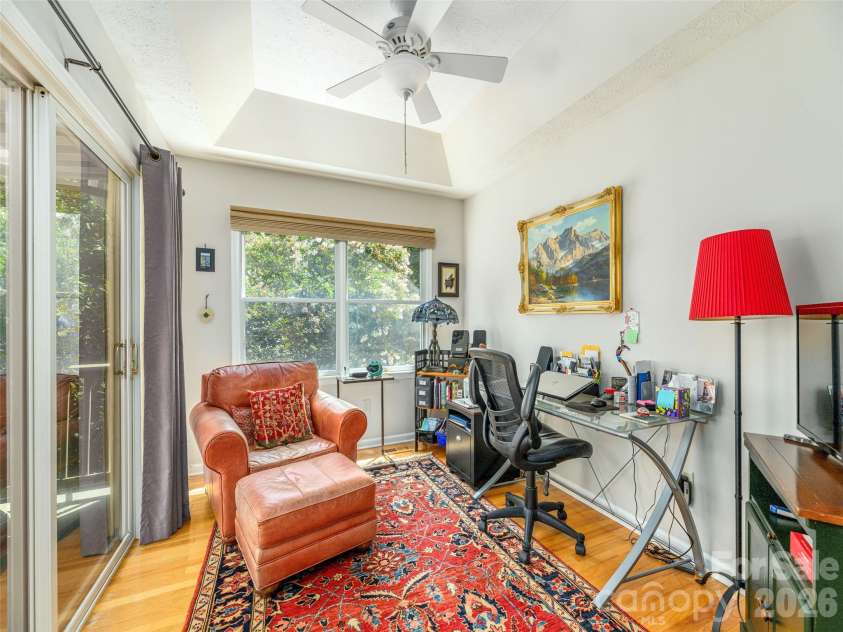 130 Olds Trail, Hendersonville, NC 28739.  MLS# CAR4434379, YatesRealty ID 56440. 