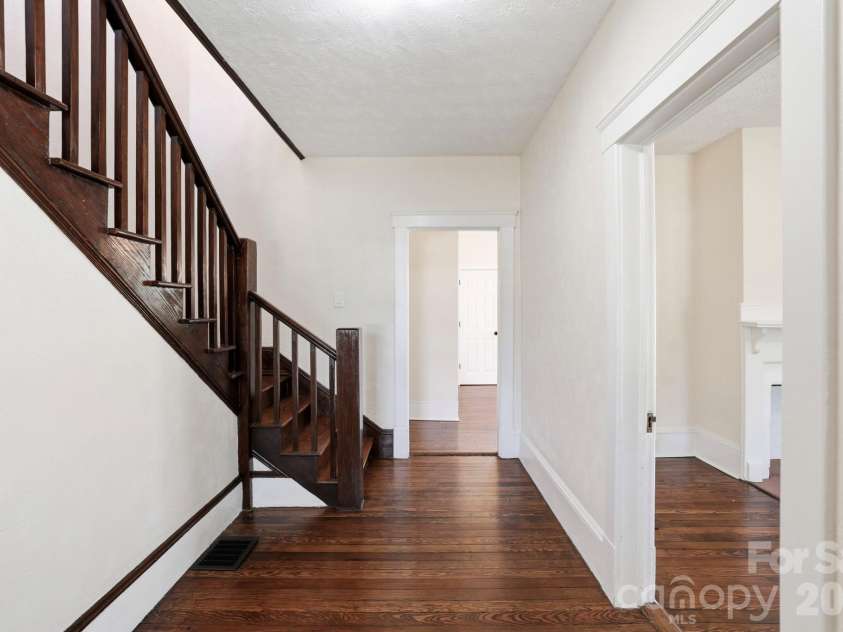 444 Broad Street, Brevard, NC 28712.  MLS# CAR4434346, YatesRealty ID 56443. 