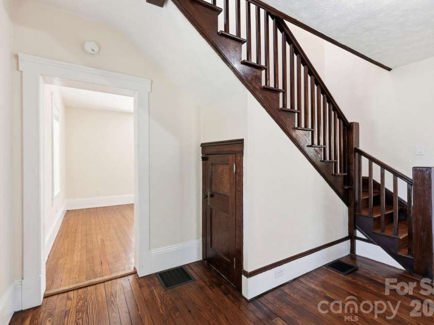 444 Broad Street, Brevard, NC 28712.  MLS# CAR4434346, YatesRealty ID 56443. 