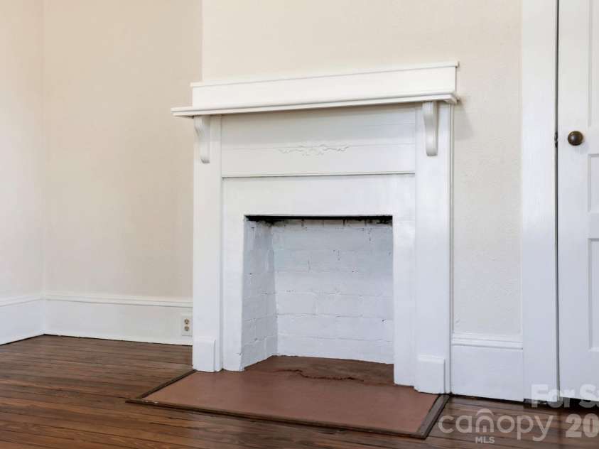 444 Broad Street, Brevard, NC 28712.  MLS# CAR4434346, YatesRealty ID 56443. 