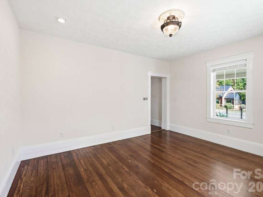 444 Broad Street, Brevard, NC 28712.  MLS# CAR4434346, YatesRealty ID 56443. 