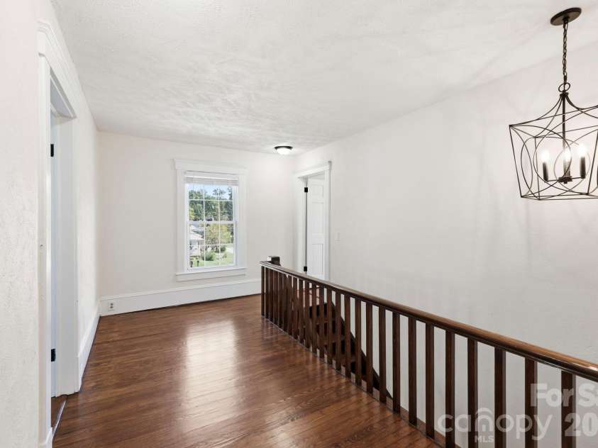 444 Broad Street, Brevard, NC 28712.  MLS# CAR4434346, YatesRealty ID 56443. 