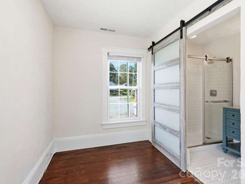 444 Broad Street, Brevard, NC 28712.  MLS# CAR4434346, YatesRealty ID 56443. 