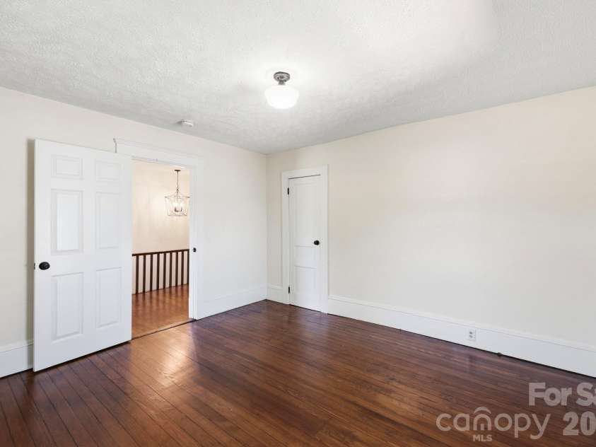 444 Broad Street, Brevard, NC 28712.  MLS# CAR4434346, YatesRealty ID 56443. 