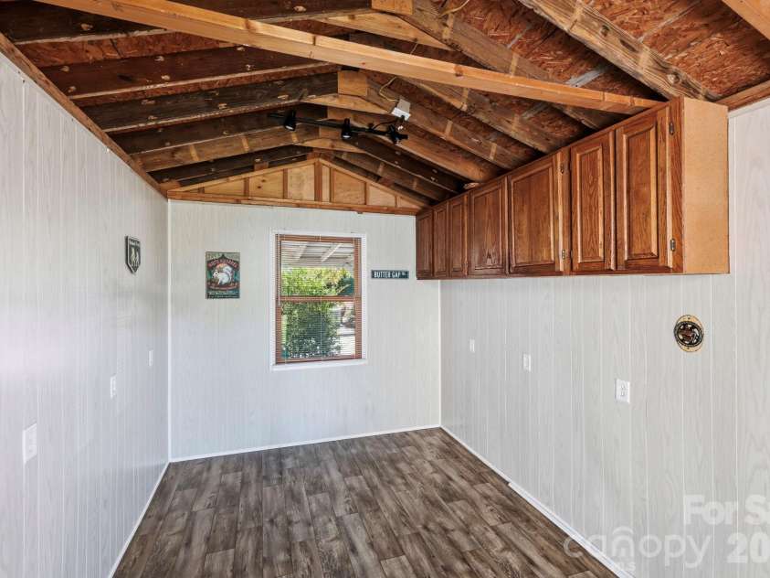 444 Broad Street, Brevard, NC 28712.  MLS# CAR4434346, YatesRealty ID 56443. 