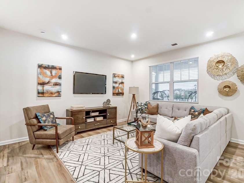 3805 Cheyney Park Drive, Charlotte, NC 28269.  MLS# CAR4434400, YatesRealty ID 56445. Photos are representative