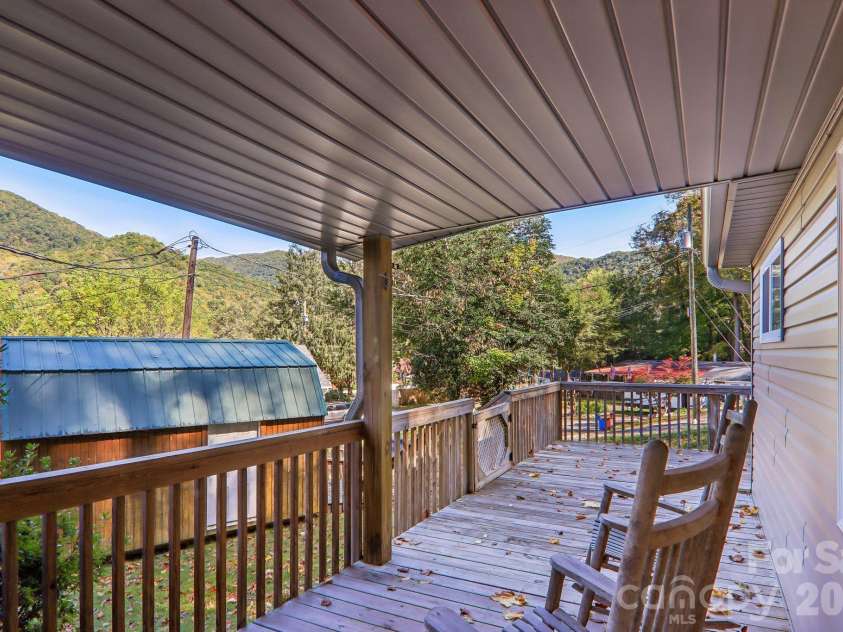 58 Leisure Lane, Maggie Valley, NC 28751.  MLS# CAR4434377, YatesRealty ID 56447. 