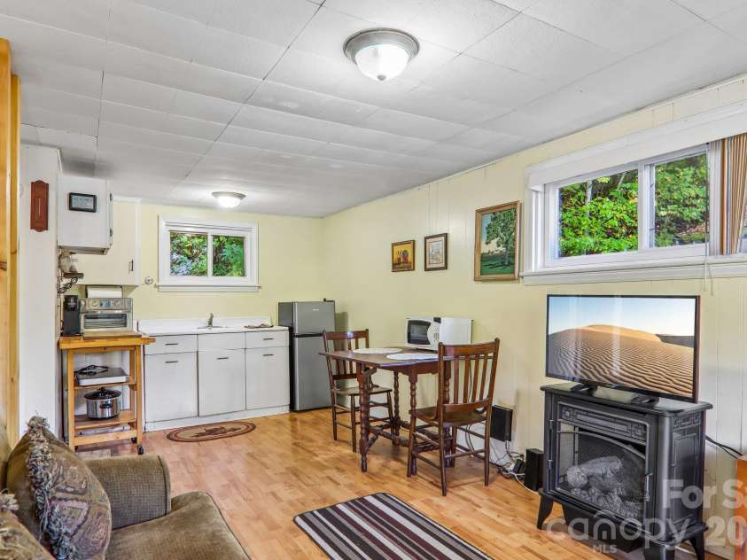 58 Leisure Lane, Maggie Valley, NC 28751.  MLS# CAR4434377, YatesRealty ID 56447. 