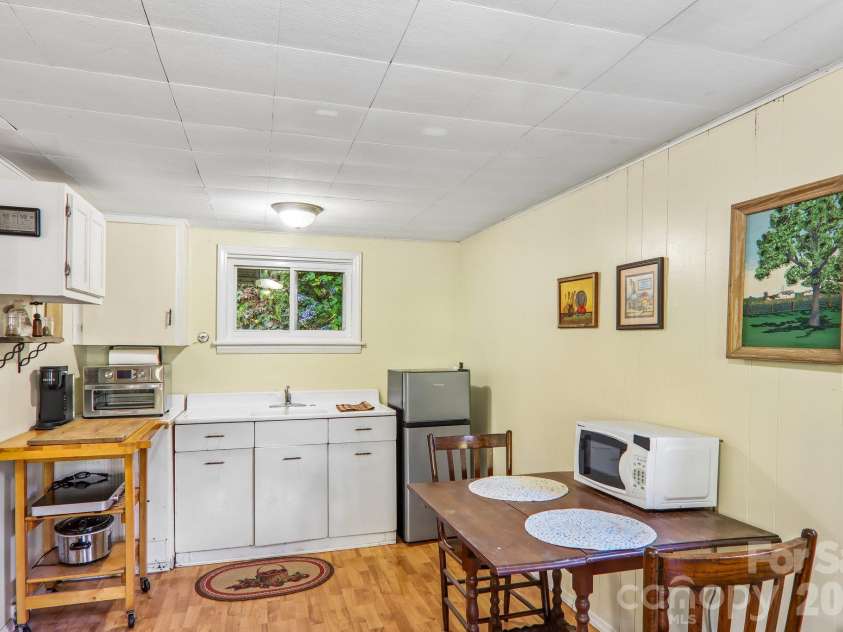 58 Leisure Lane, Maggie Valley, NC 28751.  MLS# CAR4434377, YatesRealty ID 56447. 